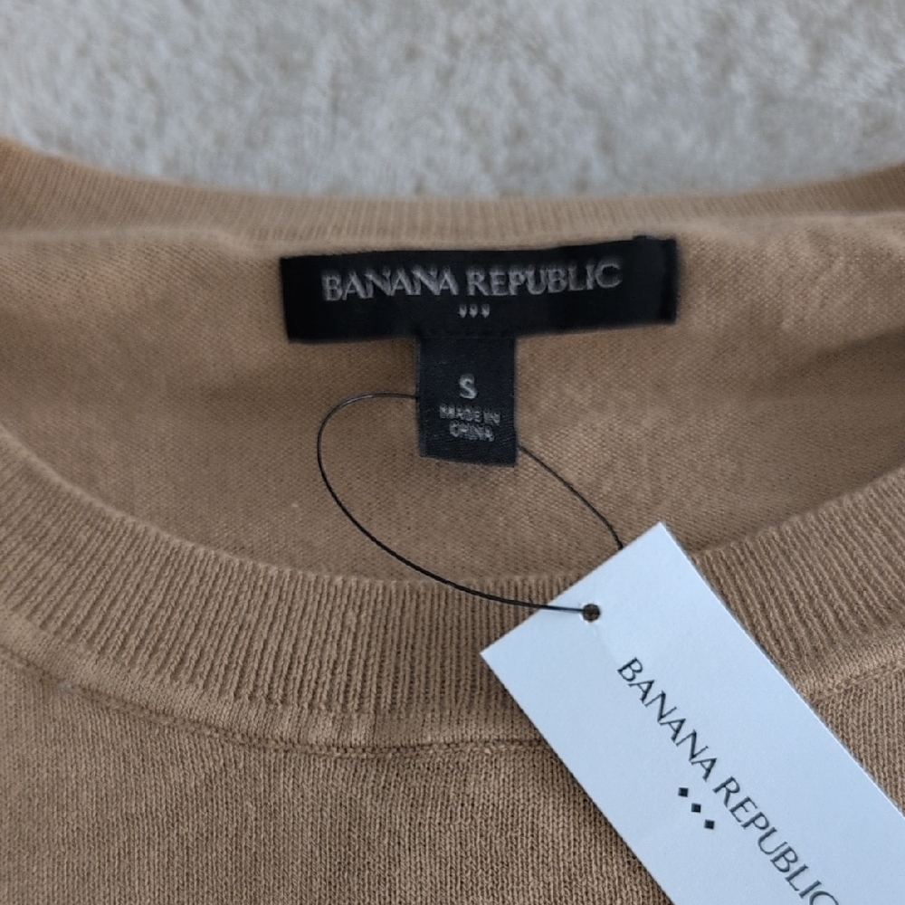 Banana Republic 100% Cotton Tan Sweater with Black Dots, Size S - Picture 2 of 6